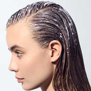 Solution Cuir Chevelu Gommage lavant purifiant